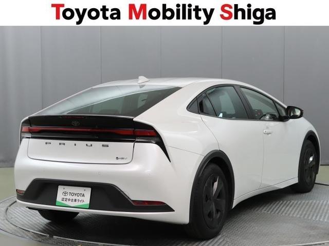 プリウス Ｕ　ミュージックプレイヤー接続可　バックカメラ　衝突被害軽減システム　ＥＴＣ　ＬＥＤヘッドランプ　ワンオーナー（3枚目）