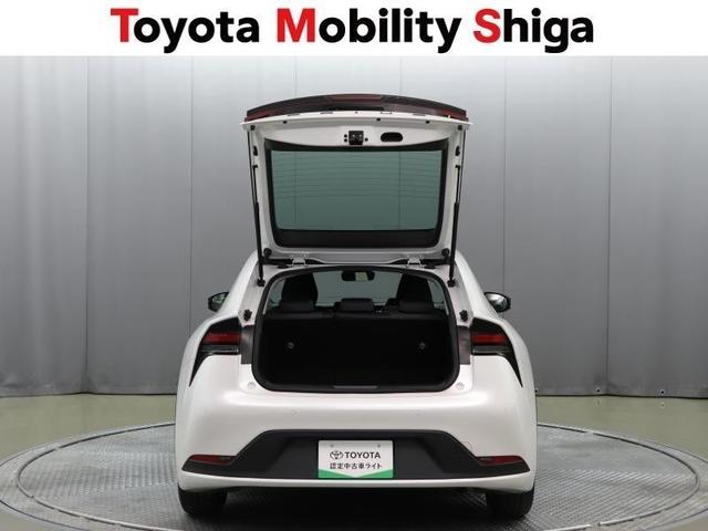 プリウス Ｕ　ミュージックプレイヤー接続可　バックカメラ　衝突被害軽減システム　ＥＴＣ　ＬＥＤヘッドランプ　ワンオーナー（12枚目）