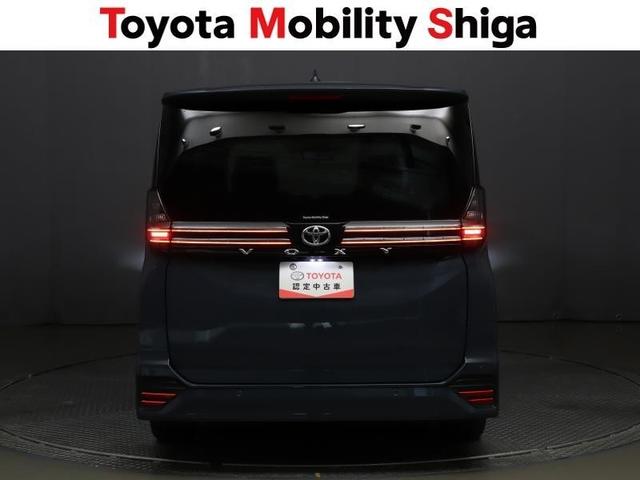 ヴォクシー Ｓ－Ｚ　フルセグ　メモリーナビ　ＤＶＤ再生　ミュージックプレイヤー接続可　後席モニター　バックカメラ　衝突被害軽減システム　ＥＴＣ　両側電動スライド　ＬＥＤヘッドランプ　乗車定員７人　３列シート　ワンオーナー（8枚目）