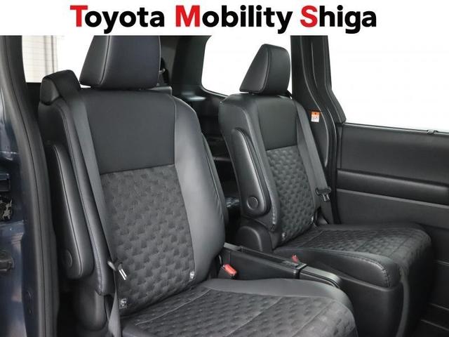 ヴォクシー Ｓ－Ｚ　フルセグ　メモリーナビ　ＤＶＤ再生　ミュージックプレイヤー接続可　後席モニター　バックカメラ　衝突被害軽減システム　ＥＴＣ　両側電動スライド　ＬＥＤヘッドランプ　乗車定員７人　３列シート　ワンオーナー（13枚目）