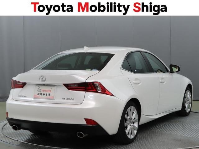 ＩＳ ＩＳ２００ｔ　フルセグ　メモリーナビ　ＤＶＤ再生　ミュージックプレイヤー接続可　バックカメラ　ＥＴＣ　ドラレコ　ＨＩＤヘッドライト　アイドリングストップ（3枚目）