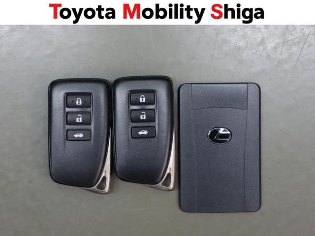 ＩＳ ＩＳ２００ｔ　フルセグ　メモリーナビ　ＤＶＤ再生　ミュージックプレイヤー接続可　バックカメラ　ＥＴＣ　ドラレコ　ＨＩＤヘッドライト　アイドリングストップ（26枚目）