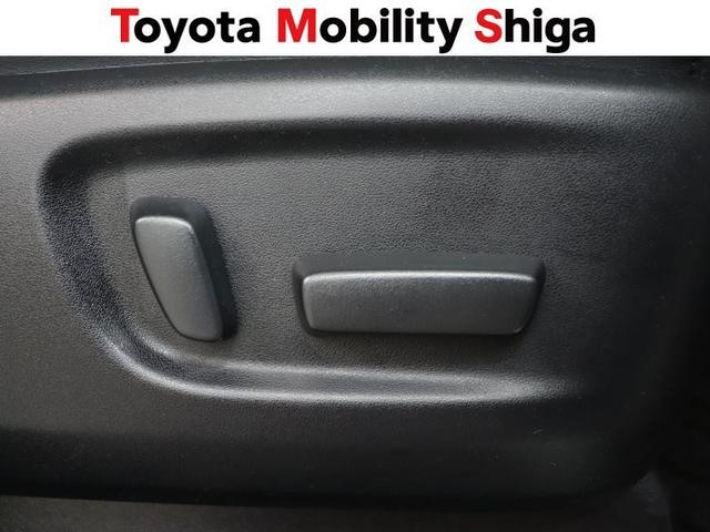 アルファード ２．５Ｓ　Ｃパッケージ　サンルーフ　フルセグ　メモリーナビ　ＤＶＤ再生　ミュージックプレイヤー接続可　後席モニター　バックカメラ　衝突被害軽減システム　ＥＴＣ　両側電動スライド　ＬＥＤヘッドランプ　乗車定員７人　３列シート（25枚目）