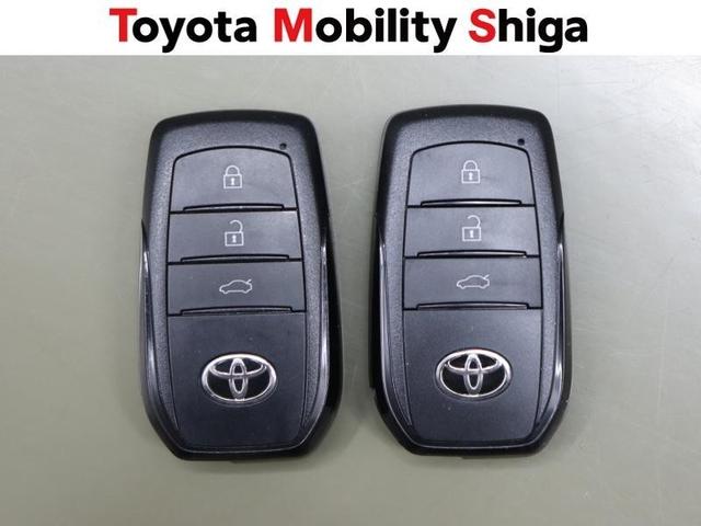 �|�P�b�g��J�o���̒��Ɍg�т��Ă��������Ńh�A�̎{����G���W���̎n���������g�킸���삷�鎖���ł���֗��ȃX�}�|�g�L�|�𑕔����Ă��܂��B