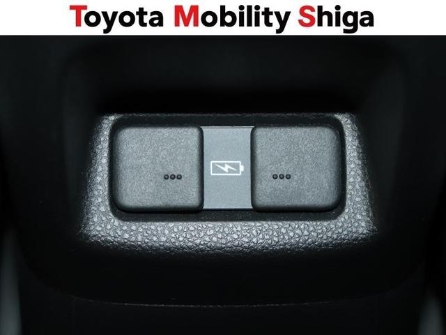 フィット ｅ：ＨＥＶ　ＲＳ　フルセグ　メモリーナビ　ミュージックプレイヤー接続可　バックカメラ　衝突被害軽減システム　ＥＴＣ　ドラレコ　ＬＥＤヘッドランプ　ワンオーナー（30枚目）