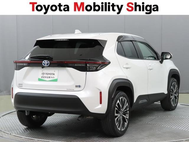 ヤリスクロス ハイブリッドＺ　フルセグ　ミュージックプレイヤー接続可　バックカメラ　衝突被害軽減システム　ＥＴＣ　ＬＥＤヘッドランプ　ワンオーナー（3枚目）