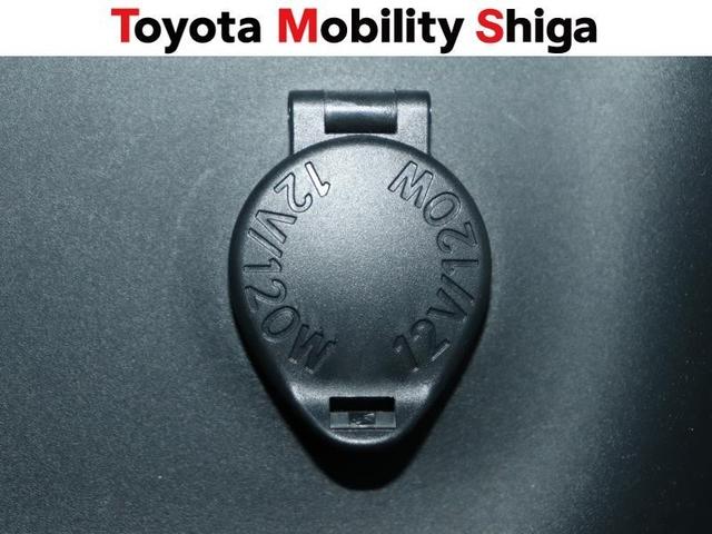 ヤリスクロス ハイブリッドＺ　フルセグ　ミュージックプレイヤー接続可　バックカメラ　衝突被害軽減システム　ＥＴＣ　ＬＥＤヘッドランプ　ワンオーナー（31枚目）