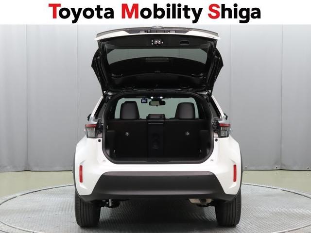 ヤリスクロス ハイブリッドＺ　メモリーナビ　ミュージックプレイヤー接続可　バックカメラ　衝突被害軽減システム　ＥＴＣ　ドラレコ　ＬＥＤヘッドランプ　ワンオーナー（12枚目）