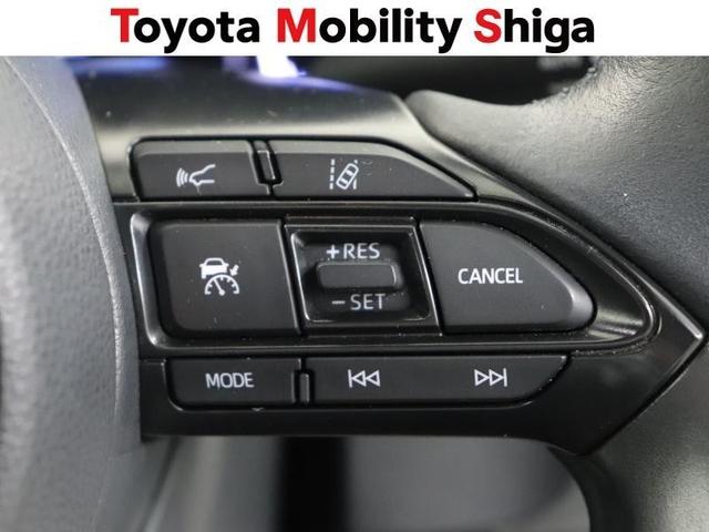 ヤリスクロス ハイブリッドＺ　メモリーナビ　ミュージックプレイヤー接続可　バックカメラ　衝突被害軽減システム　ＥＴＣ　ドラレコ　ＬＥＤヘッドランプ　ワンオーナー（27枚目）