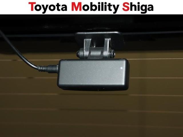 ヤリスクロス ハイブリッドＺ　メモリーナビ　ミュージックプレイヤー接続可　バックカメラ　衝突被害軽減システム　ＥＴＣ　ドラレコ　ＬＥＤヘッドランプ　ワンオーナー（29枚目）