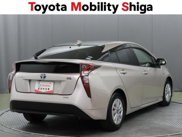 プリウス Ｓ　ワンセグ　メモリーナビ　ミュージックプレイヤー接続可　バックカメラ　衝突被害軽減システム　ＥＴＣ　ドラレコ　ＬＥＤヘッドランプ　ワンオーナー（3枚目）