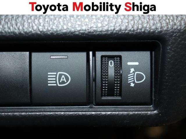 プリウス Ｚ　サンルーフ　フルセグ　ミュージックプレイヤー接続可　バックカメラ　衝突被害軽減システム　ＥＴＣ　ＬＥＤヘッドランプ　ワンオーナー（22枚目）