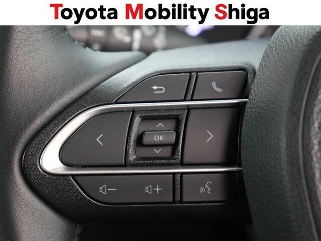 ノア ＨＶ　ＧサイドリフトＵＰチルト　フルセグ　ＤＶＤ再生　ミュージックプレイヤー接続可　バックカメラ　衝突被害軽減システム　ＥＴＣ　両側電動スライド　ＬＥＤヘッドランプ　乗車定員７人　３列シート　ワンオーナー（24枚目）