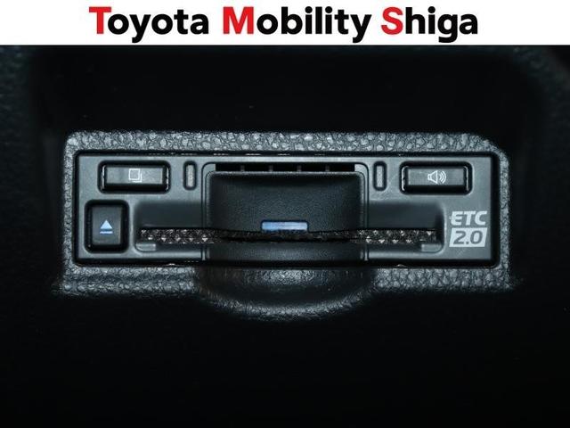 ノア ハイブリッドＳ－Ｚ　フルセグ　メモリーナビ　ＤＶＤ再生　ミュージックプレイヤー接続可　後席モニター　バックカメラ　衝突被害軽減システム　ＥＴＣ　ドラレコ　両側電動スライド　ＬＥＤヘッドランプ　乗車定員７人　３列シート（25枚目）