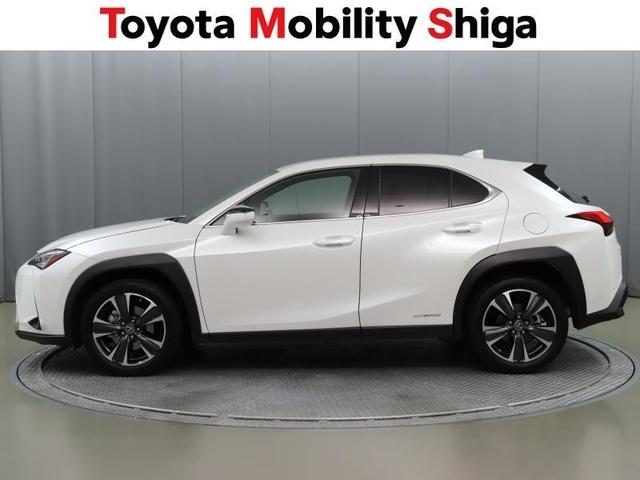 ＵＸ ＵＸ２５０ｈ　バージョンＣ　フルセグ　メモリーナビ　ＤＶＤ再生　ミュージックプレイヤー接続可　バックカメラ　衝突被害軽減システム　ＥＴＣ　ドラレコ　ＬＥＤヘッドランプ　ワンオーナー（2枚目）