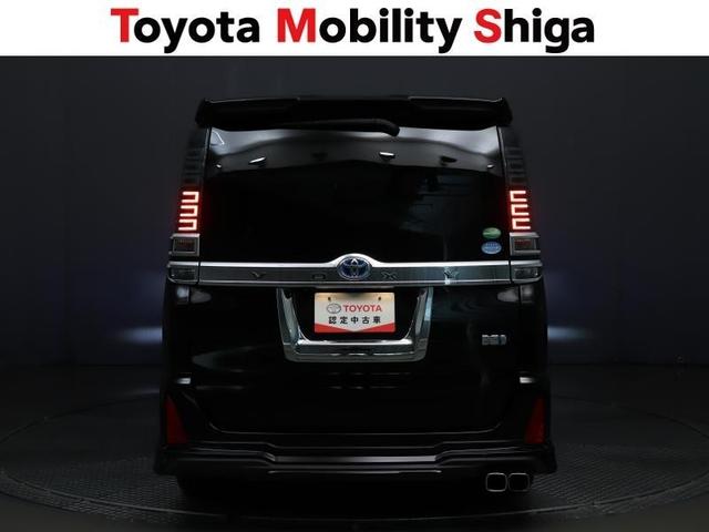 ヴォクシー ハイブリッドＺＳ　煌ＩＩＩ　フルセグ　メモリーナビ　ＤＶＤ再生　ミュージックプレイヤー接続可　後席モニター　バックカメラ　衝突被害軽減システム　ＥＴＣ　ドラレコ　両側電動スライド　ＬＥＤヘッドランプ　乗車定員７人　３列シート（9枚目）