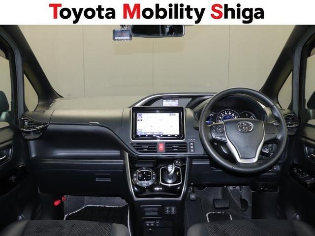 ヴォクシー ハイブリッドＺＳ　煌ＩＩＩ　フルセグ　メモリーナビ　ＤＶＤ再生　ミュージックプレイヤー接続可　後席モニター　バックカメラ　衝突被害軽減システム　ＥＴＣ　ドラレコ　両側電動スライド　ＬＥＤヘッドランプ　乗車定員７人　３列シート（10枚目）