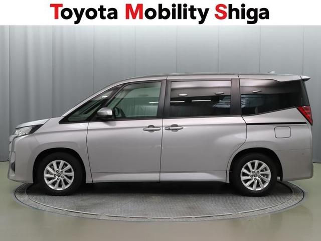 ノア Ｇ　フルセグ　ＤＶＤ再生　ミュージックプレイヤー接続可　後席モニター　バックカメラ　衝突被害軽減システム　ＥＴＣ　両側電動スライド　ＬＥＤヘッドランプ　乗車定員８人　３列シート　ワンオーナー（2枚目）