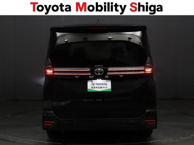 ヴォクシー Ｓ－Ｚ　フルセグ　メモリーナビ　ＤＶＤ再生　ミュージックプレイヤー接続可　後席モニター　バックカメラ　衝突被害軽減システム　ＥＴＣ　両側電動スライド　ＬＥＤヘッドランプ　乗車定員７人　３列シート　ワンオーナー（8枚目）