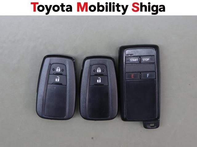 プリウス Ａツーリングセレクション・ブラックエディション　４ＷＤ　フルセグ　ミュージックプレイヤー接続可　バックカメラ　衝突被害軽減システム　ＥＴＣ　ドラレコ　ＬＥＤヘッドランプ　ワンオーナー（22枚目）