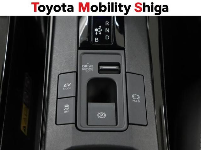 プリウス Ｚ　サンルーフ　４ＷＤ　フルセグ　ミュージックプレイヤー接続可　バックカメラ　衝突被害軽減システム　ＥＴＣ　ＬＥＤヘッドランプ　ワンオーナー（29枚目）