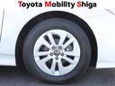 デザイン性のあるトヨタ純正アルミホイールが装着されています。