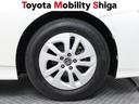 デザイン性のあるトヨタ純正アルミホイールが装着されています。