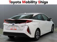 中古車の総合評価や内外装の状態などがひと目でわかるよう、トヨタ車のプロの検査員が車両状態を検査した「車両検査証明書」をご用意しています。 3