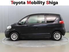 大型の片側パワ−スライドドア付きだから、狭い駐車スペ−スなどでの乗り降りラクラク！小さなお子様のいるご家庭には嬉しい装備。 2