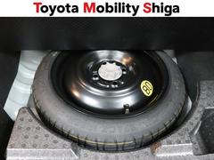 スペアタイヤ装着車です。もしもの時に安心ですね。 7