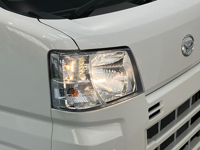 ハイゼットカーゴ ＤＸ　４ＷＤ　ＣＶＴ車　キーレス　前席パワーウインドウ　追突被害軽減ブレーキ　スマアシ　コーナーセンサー　キーレス　前席パワーウインドウ　ＡＭ／ＦＭステレオ　両側スライドドア　パートタイム４ＷＤ（11枚目）