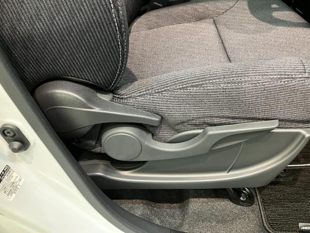 ムーヴ Ｇ　９型ディスプレイオーディオ　バックカメラ　左側パワスラ　衝突被害軽減ブレーキ　コーナーセンサー　９型ディスプレイオーディオ　フルセグ　バックカメラ　Ｂｌｕｅｔｏｏｔｈ　ＵＳＢ　左側電動スライドドア　ＬＥＤ　ワイヤレス充電器　スマートキー　エコアイドル（47枚目）