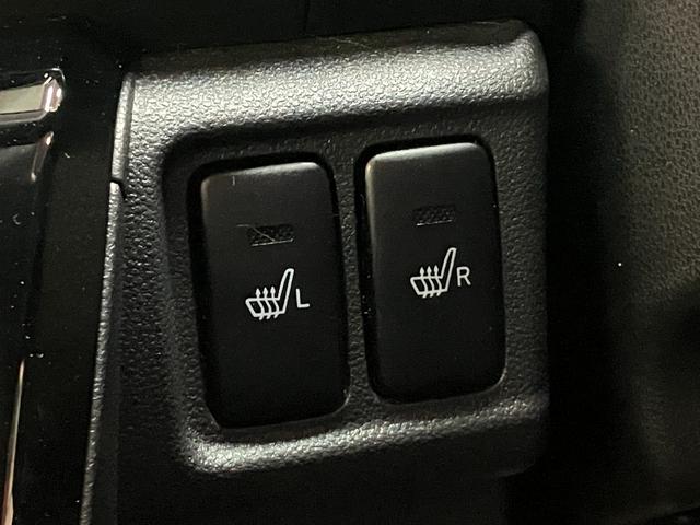 品質へのこだわり！専門のカークリーニング業者さんに依頼をして徹底的に内装・外装をキレイにしてもらっております。外装は磨きもしてもらっていますのでピカピカですね☆