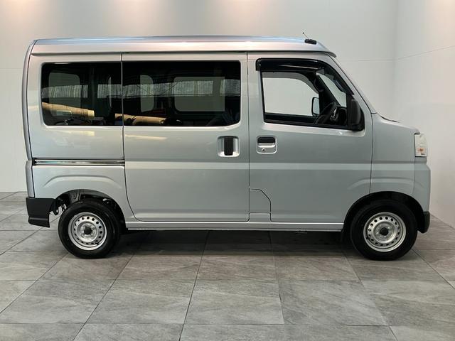 ハイゼットカーゴ ＤＸ　４ＷＤ　ＣＶＴ車　コーナーセンサー　ＣＤステレオ　衝突被害軽減ブレーキ　スマアシ　コーナーセンサー　ＣＤステレオ　ＥＴＣ　キーレス　前席パワーウインドウ　両側スライドドア　パートタイム４ＷＤ　オートライト（24枚目）