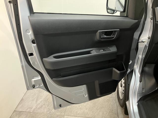 ハイゼットカーゴ ＤＸ　４ＷＤ　ＣＶＴ車　コーナーセンサー　ＣＤステレオ　衝突被害軽減ブレーキ　スマアシ　コーナーセンサー　ＣＤステレオ　ＥＴＣ　キーレス　前席パワーウインドウ　両側スライドドア　パートタイム４ＷＤ　オートライト（27枚目）