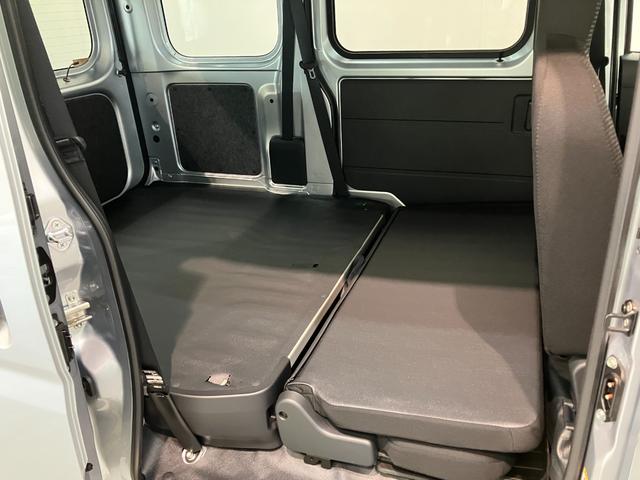 ハイゼットカーゴ ＤＸ　４ＷＤ　ＣＶＴ車　コーナーセンサー　ＣＤステレオ　衝突被害軽減ブレーキ　スマアシ　コーナーセンサー　ＣＤステレオ　ＥＴＣ　キーレス　前席パワーウインドウ　両側スライドドア　パートタイム４ＷＤ　オートライト（41枚目）
