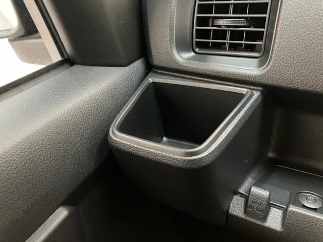 ハイゼットカーゴ ＤＸ　４ＷＤ　ＣＶＴ車　コーナーセンサー　ＣＤステレオ　衝突被害軽減ブレーキ　スマアシ　コーナーセンサー　ＣＤステレオ　ＥＴＣ　キーレス　前席パワーウインドウ　両側スライドドア　パートタイム４ＷＤ　オートライト（56枚目）