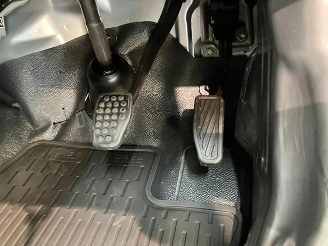 ハイゼットカーゴ ＤＸ　４ＷＤ　ＣＶＴ車　コーナーセンサー　ＣＤステレオ　衝突被害軽減ブレーキ　スマアシ　コーナーセンサー　ＣＤステレオ　ＥＴＣ　キーレス　前席パワーウインドウ　両側スライドドア　パートタイム４ＷＤ　オートライト（60枚目）