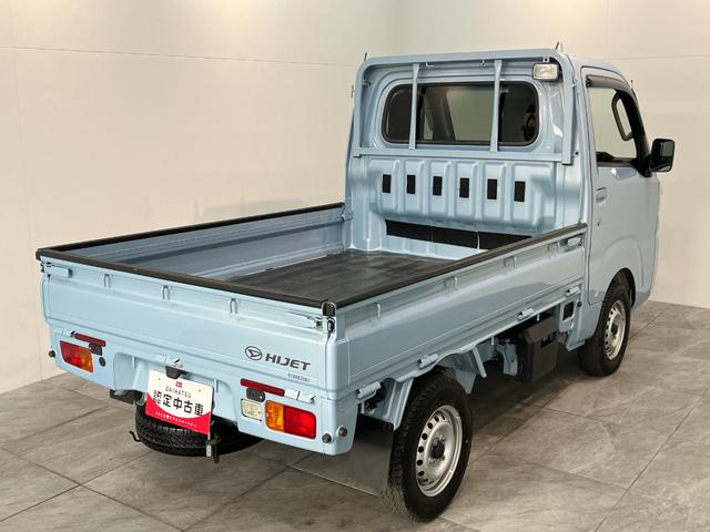 ハイゼットトラック エクストラSA3t 4WD AT車 荷台作業灯 車検整備付 衝突被害軽減ブレーキ パートタイム4WD AT車 CDステレオ キーレス パワーウインドウ オートライト マニュアルエアコン マニュアルレベリング 荷台作業灯 4枚リーフスプリン(2枚目)