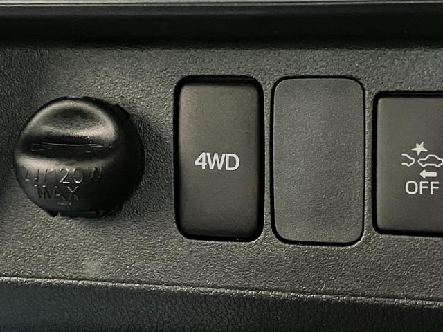 ハイゼットトラック エクストラSA3t 4WD AT車 荷台作業灯 車検整備付 衝突被害軽減ブレーキ パートタイム4WD AT車 CDステレオ キーレス パワーウインドウ オートライト マニュアルエアコン マニュアルレベリング 荷台作業灯 4枚リーフスプリン(14枚目)