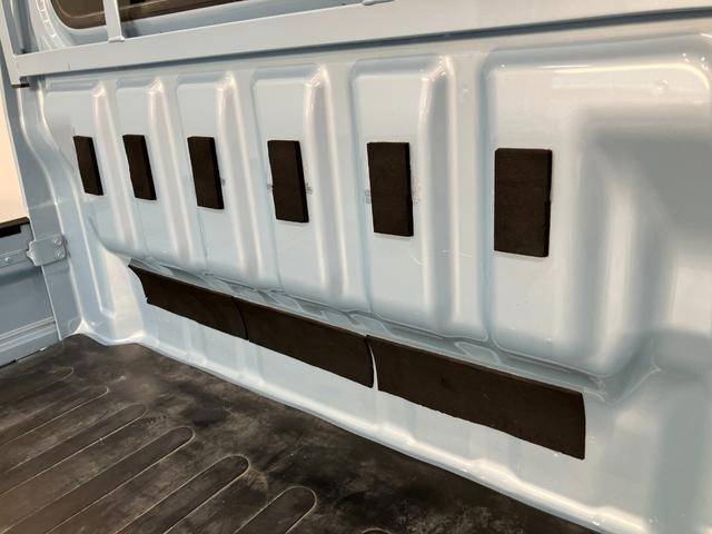 ハイゼットトラック エクストラSA3t 4WD AT車 荷台作業灯 車検整備付 衝突被害軽減ブレーキ パートタイム4WD AT車 CDステレオ キーレス パワーウインドウ オートライト マニュアルエアコン マニュアルレベリング 荷台作業灯 4枚リーフスプリン(55枚目)