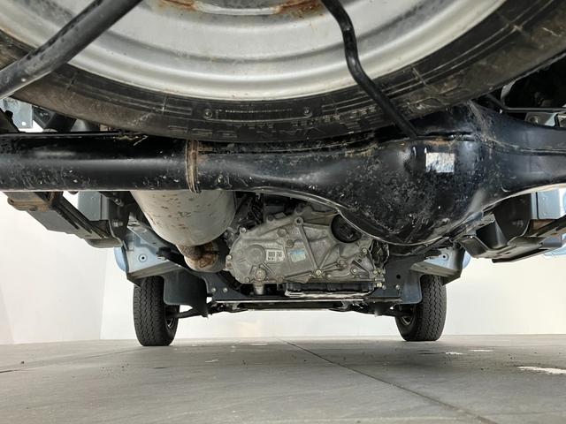 ハイゼットトラック エクストラSA3t 4WD AT車 荷台作業灯 車検整備付 衝突被害軽減ブレーキ パートタイム4WD AT車 CDステレオ キーレス パワーウインドウ オートライト マニュアルエアコン マニュアルレベリング 荷台作業灯 4枚リーフスプリン(73枚目)