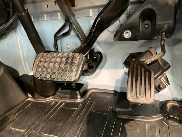 ハイゼットトラック エクストラSA3t 4WD AT車 荷台作業灯 車検整備付 衝突被害軽減ブレーキ パートタイム4WD AT車 CDステレオ キーレス パワーウインドウ オートライト マニュアルエアコン マニュアルレベリング 荷台作業灯 4枚リーフスプリン(74枚目)