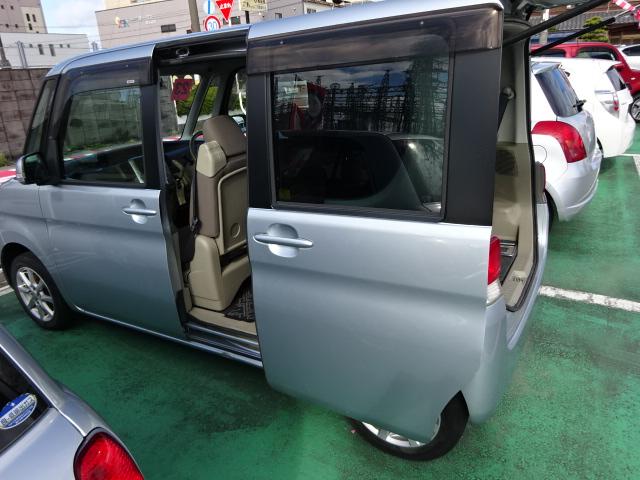 G 4WD 左パワースライドドア キーフリーシステム 純正アルミホイール 女性ワンオーナー車 タイヤ4本新品装着 メモリーナビ(17枚目)