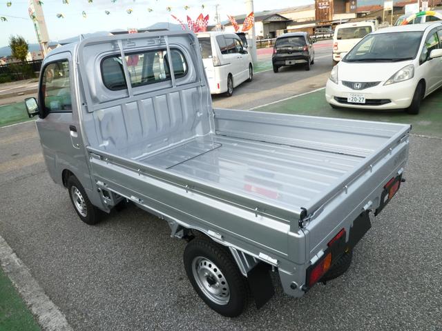 ハイゼットトラック スタンダード　４ＷＤ　ＣＶＴ車　衝突被害軽減ブレーキ　届出済み未使用車　新車保証書付き（20枚目）