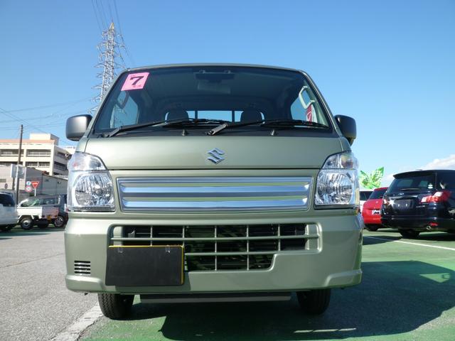 キャリイトラック KCエアコン・パワステ 届出済み未使用車 スズキセーフティサポート 衝突被害軽減ブレーキ パワーウインドウ パワードアロック リモコンキー 新車保証書付き マット・バイザー付き 新色アイビーグリーンメタリック(12枚目)