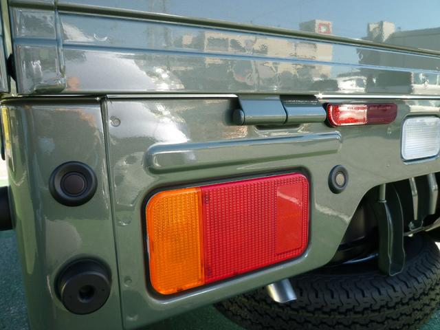 キャリイトラック KCエアコン・パワステ 届出済み未使用車 スズキセーフティサポート 衝突被害軽減ブレーキ パワーウインドウ パワードアロック リモコンキー 新車保証書付き マット・バイザー付き 新色アイビーグリーンメタリック(18枚目)