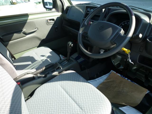 キャリイトラック KCエアコン・パワステ 届出済み未使用車 スズキセーフティサポート 衝突被害軽減ブレーキ パワーウインドウ パワードアロック リモコンキー 新車保証書付き マット・バイザー付き 新色アイビーグリーンメタリック(24枚目)