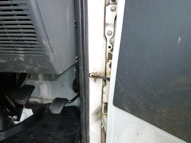 ハイゼットトラック エアコン・パワステ　スペシャル　エアコン　パワステ　４ＷＤ　タイヤ４本新品装着　バッテリー新品（10枚目）