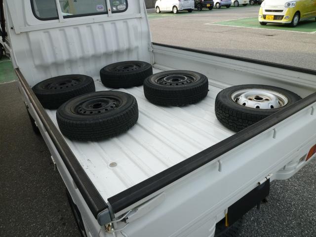 ハイゼットトラック エアコン・パワステ　スペシャル　エアコン　パワステ　４ＷＤ　タイヤ４本新品装着　バッテリー新品（14枚目）